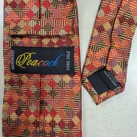 Peacock red and gold geometric design tie - Picture 3 of 4